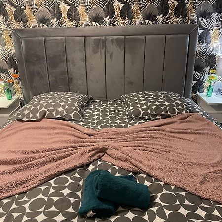 *DISNEYLAND/SERRIS* APPARTEMENT idéalement situé Esterno foto