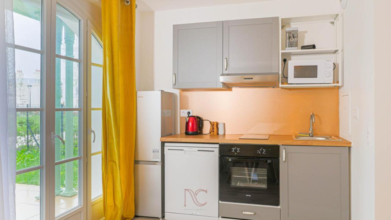 *DISNEYLAND/SERRIS* APPARTEMENT idéalement situé Esterno foto