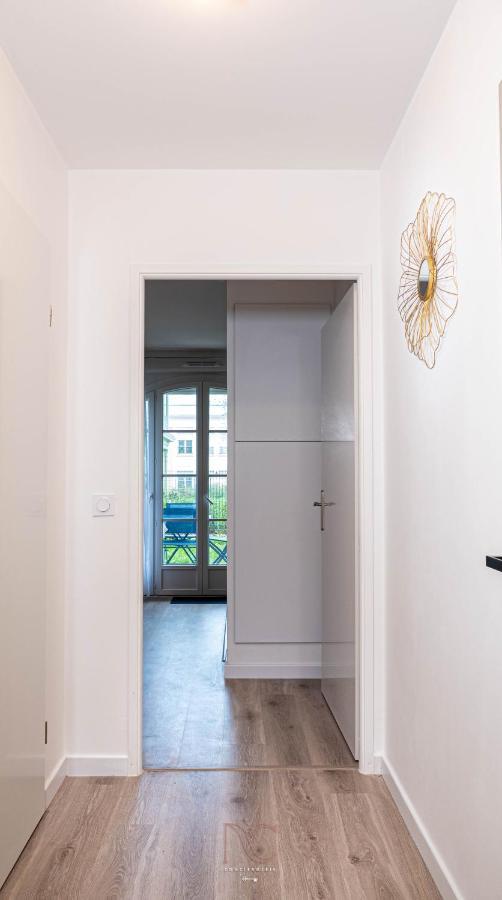 *DISNEYLAND/SERRIS* APPARTEMENT idéalement situé Esterno foto