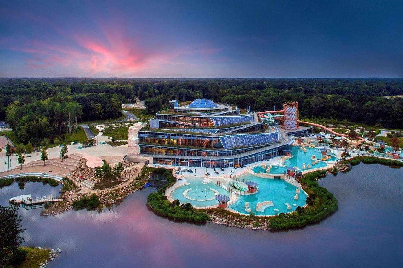 *DISNEYLAND/SERRIS* APPARTEMENT idéalement situé Esterno foto
