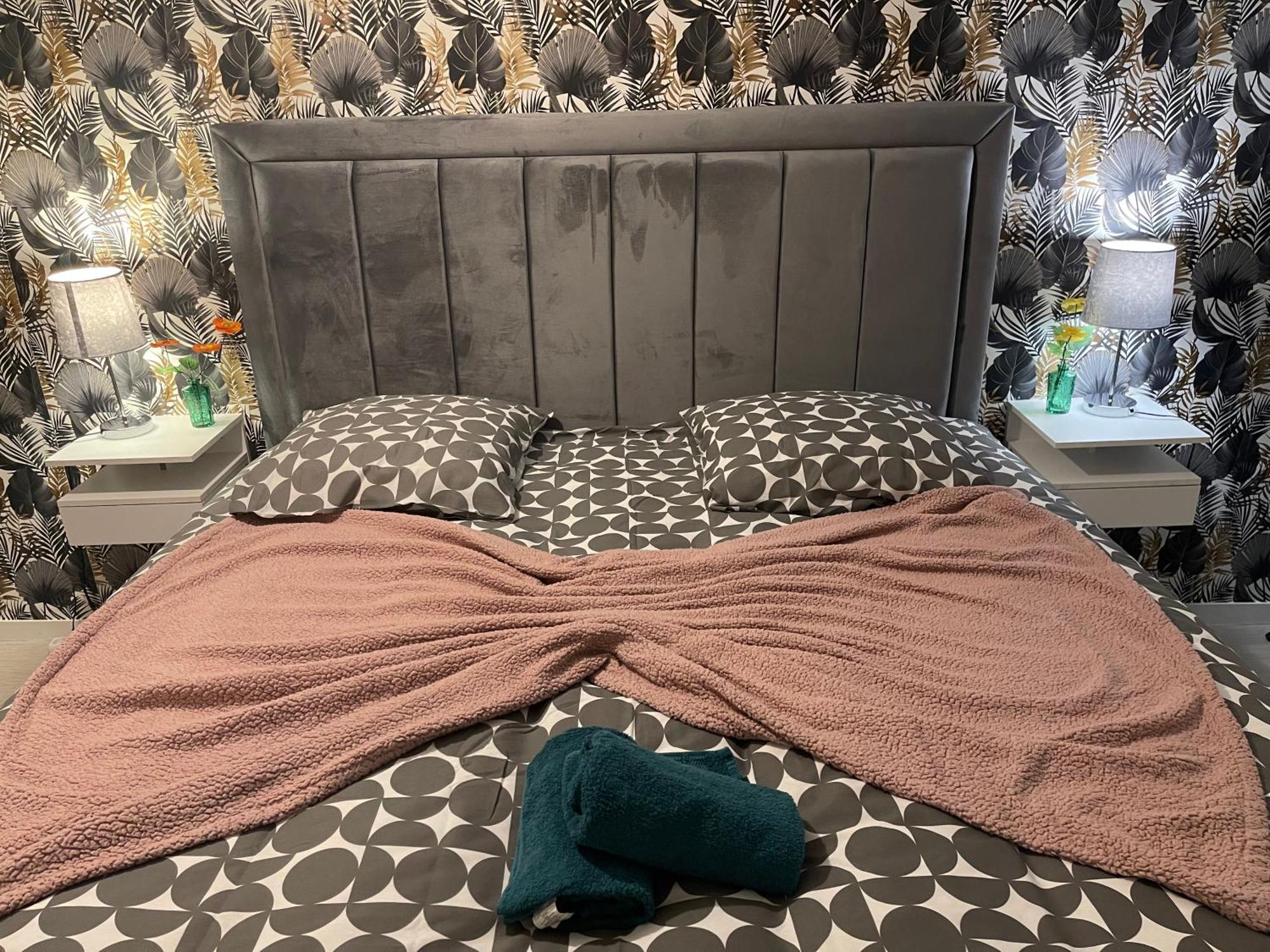 *DISNEYLAND/SERRIS* APPARTEMENT idéalement situé Esterno foto
